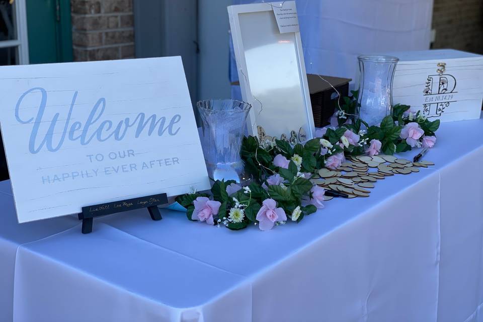 Welcome table