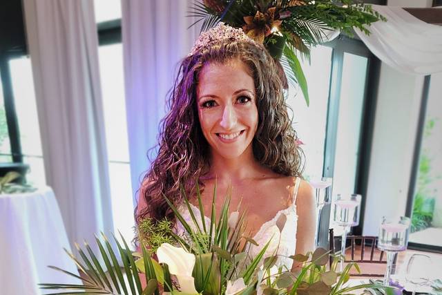 Beautiful Bride with Tropical