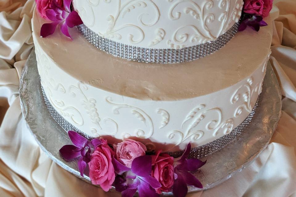 Wedding Cake Floral Decor