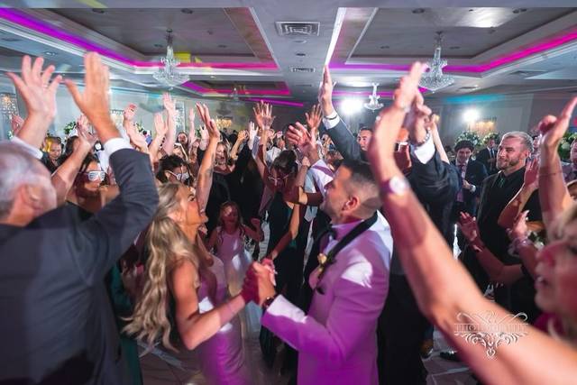 Crowd Dancing