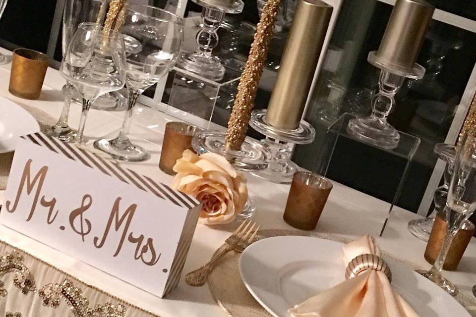 Sweetheart table