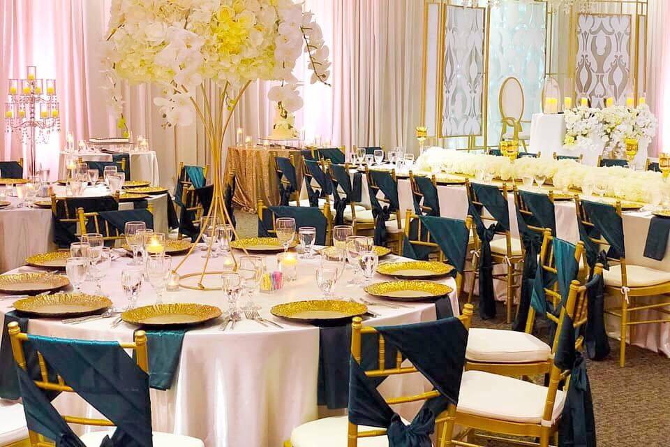 Reception at Bougainvilleas