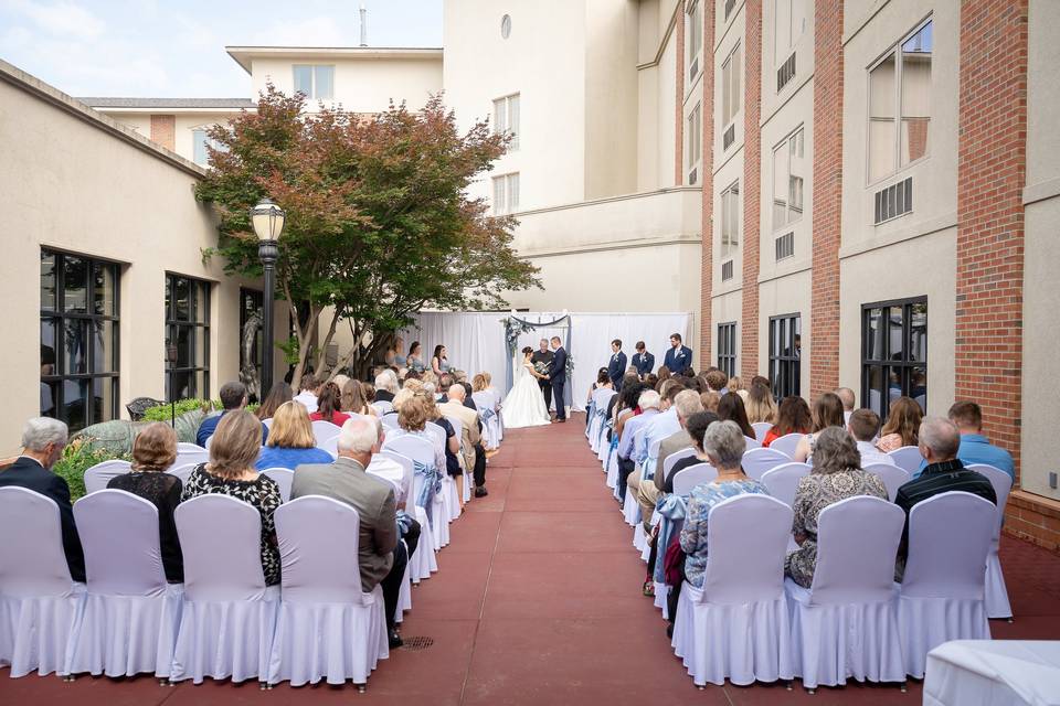 Outdoor Courtyard Ceremony