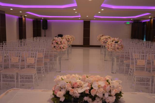 Millennium Ballroom At Metropol - Chic Wedding Venue - 318 Guests