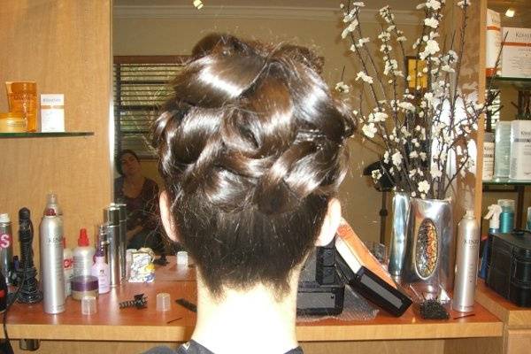 Elegant Bridal Hairstyle by Mimi (back view).