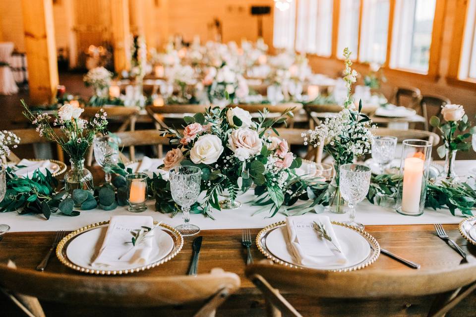 Reception Table Decor