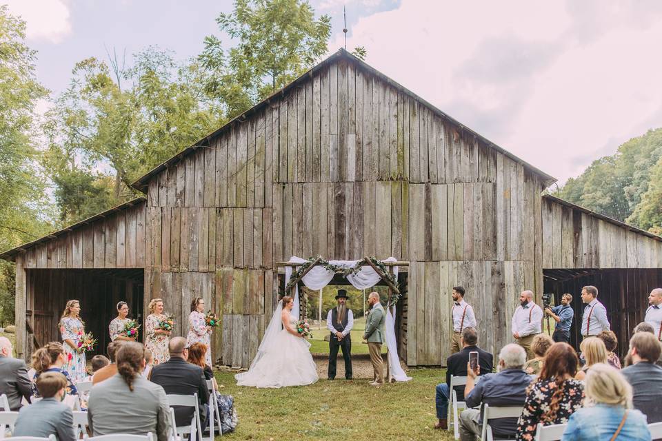 Barn Weddings