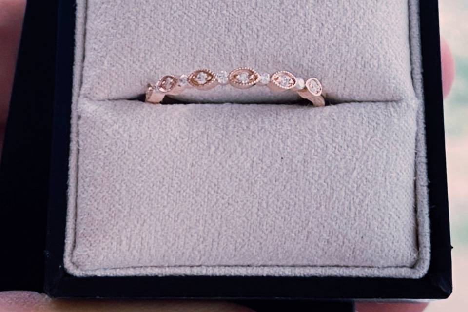 RG wedding/fashion ring