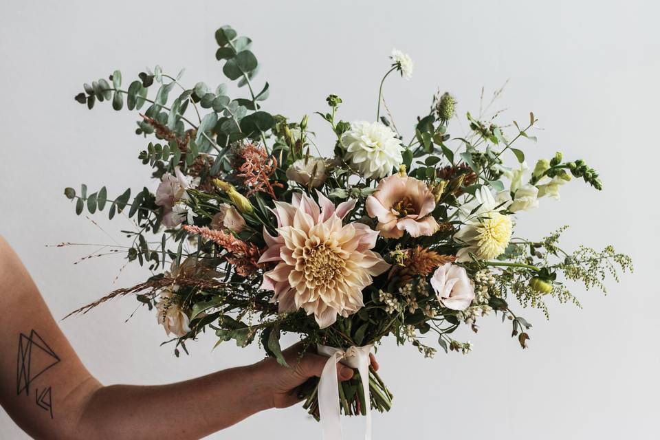 Soft tones bouquet