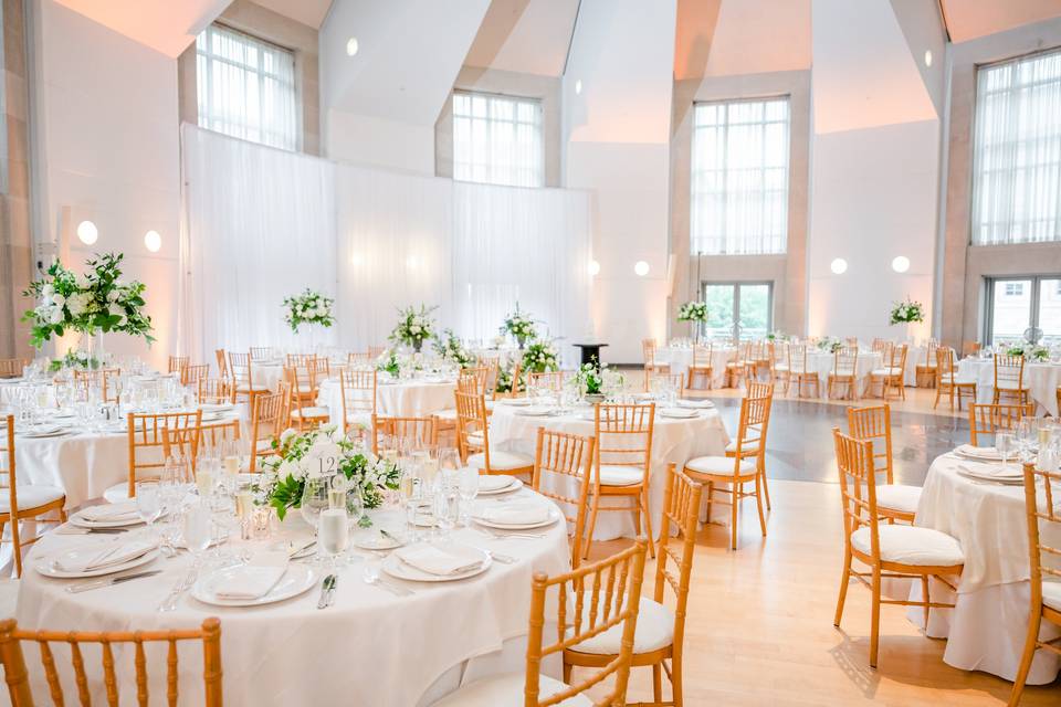 Atrium set for a reception
