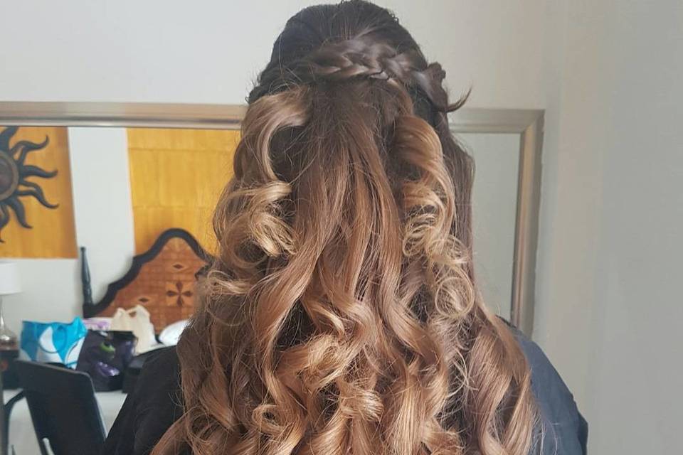 The Beauty studio playa (Hair-Make up & More)