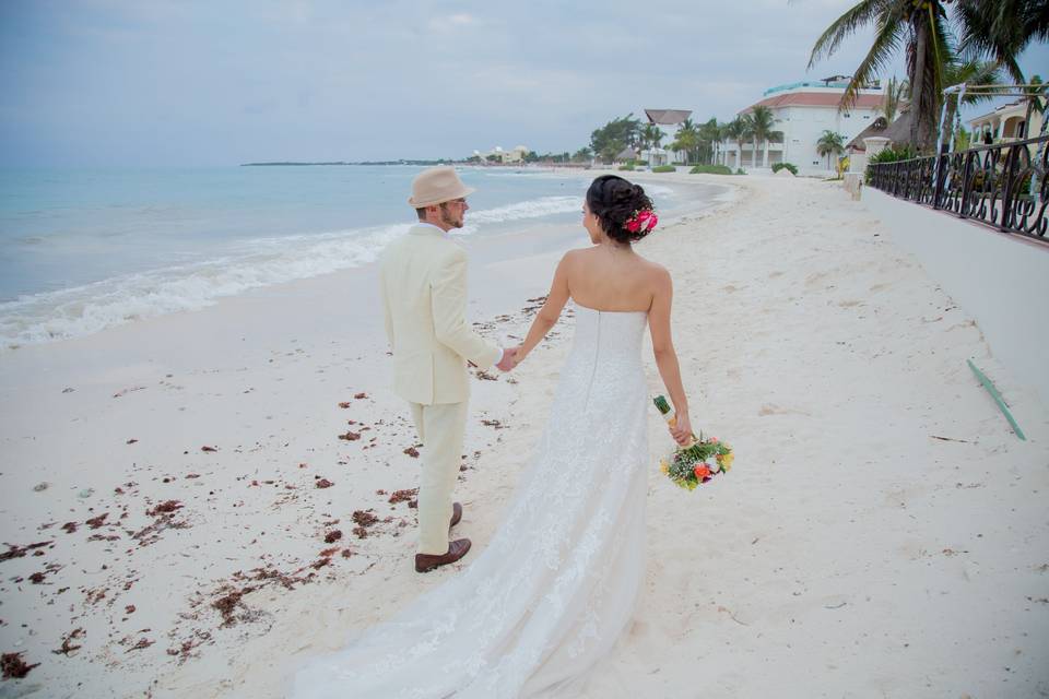 I will walk by your hand always...
