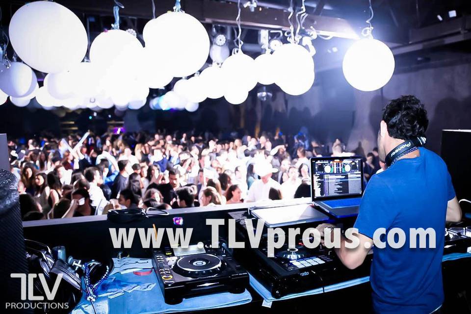 Born to DJ and LOVE it! - TLV - DJs & Entertainment Inc