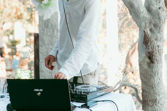 DJ Artemy Brovko