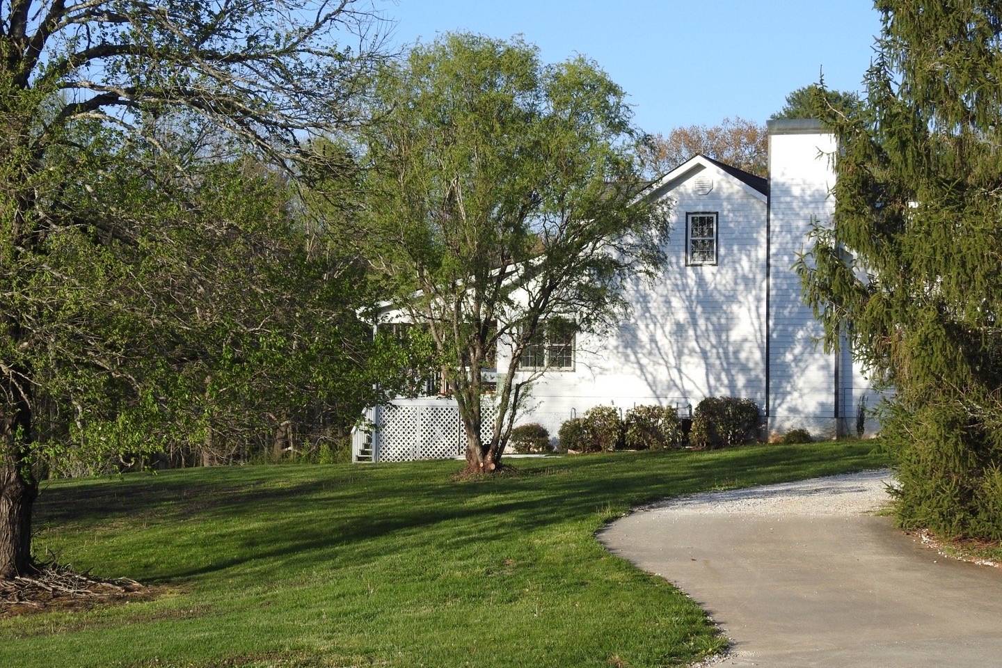 The Horse Shoe Farm - Barn & Farm Weddings - Hendersonville, NC ...