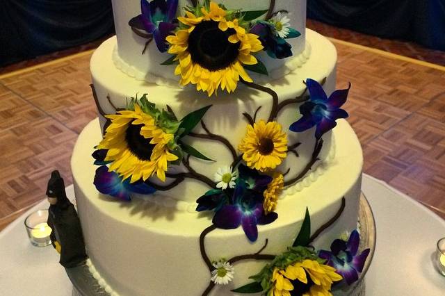 Three-tier flower cake