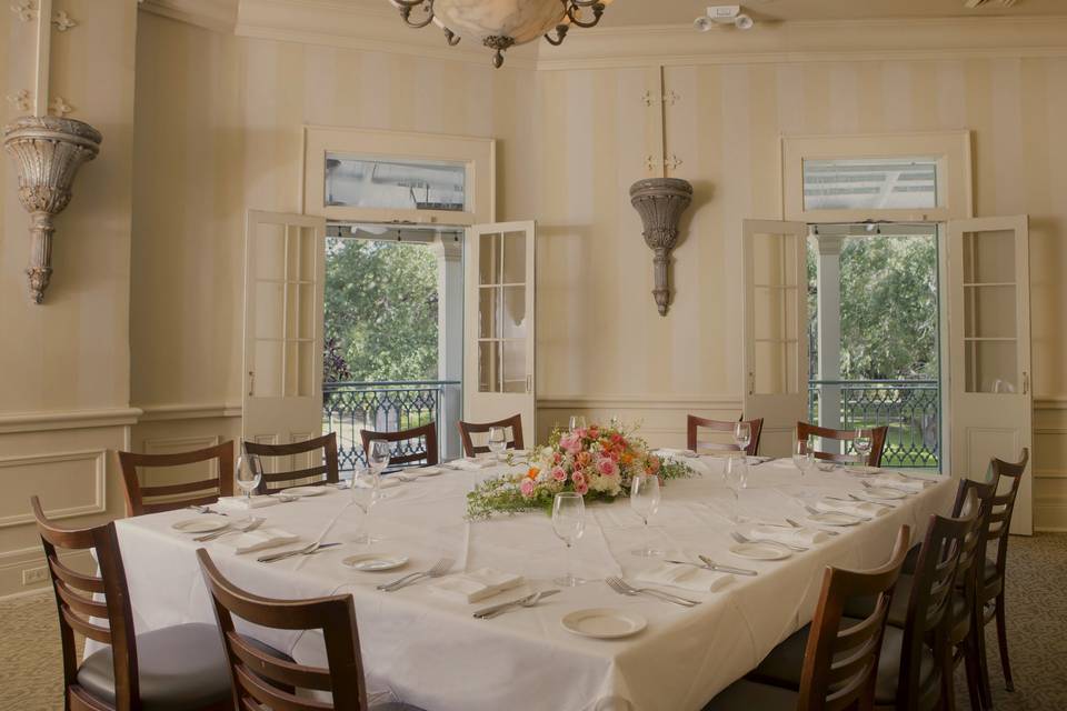 Table with centerpiece