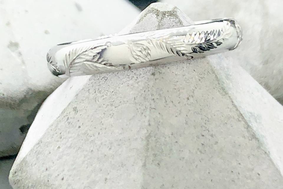 Engraved Leaf Wedding Band