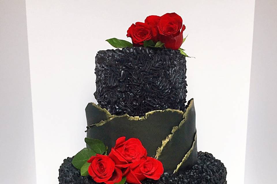 Black wedding cake