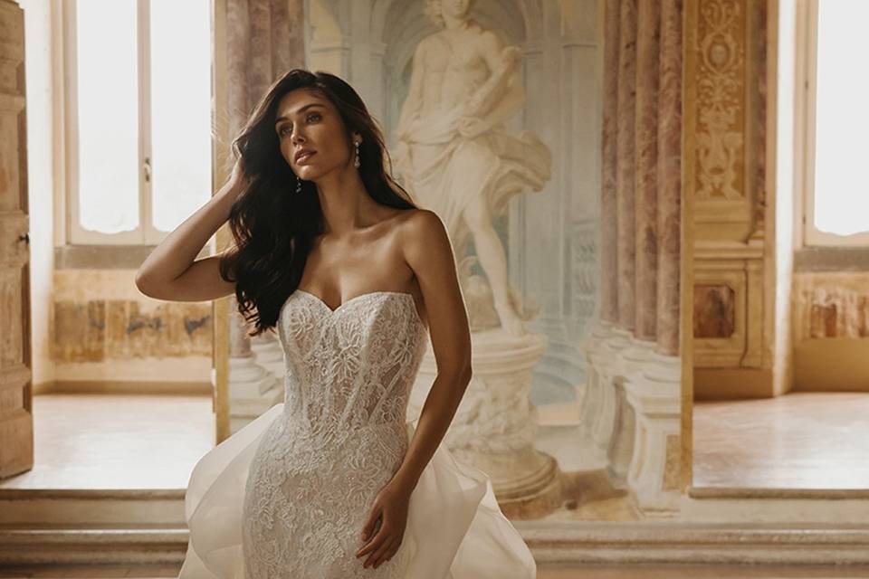Wedding dress with overskirts