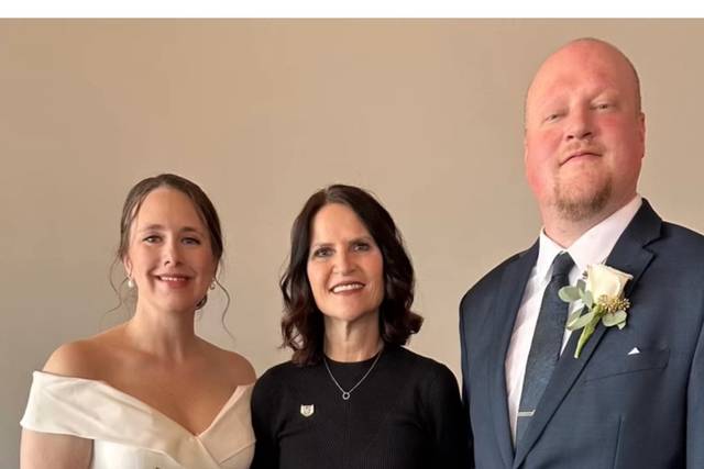 Beautiful newlyweds :)