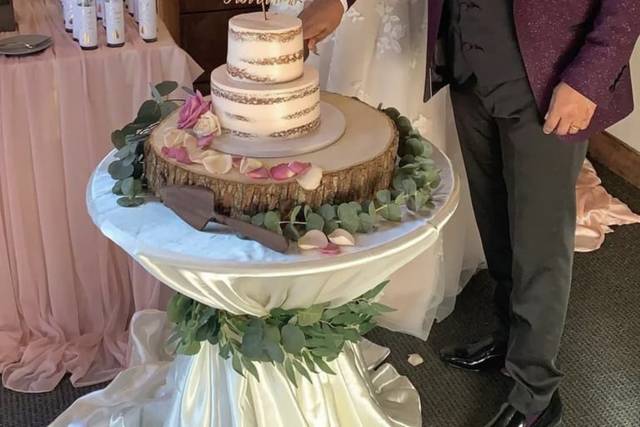 Cutting the cake