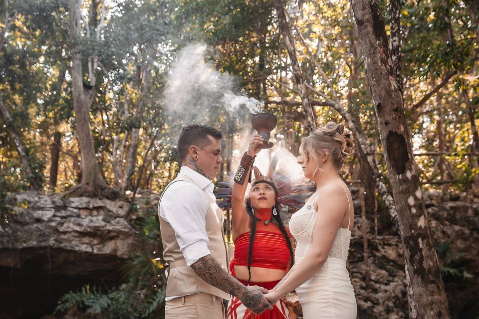 Cenote Elopement