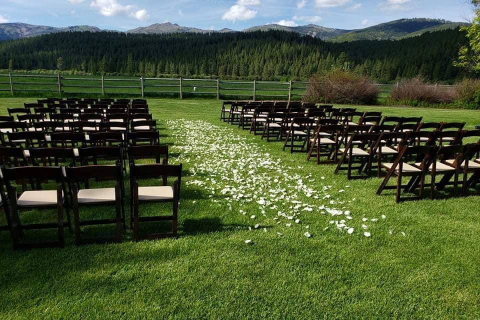 Outdoor ceremony