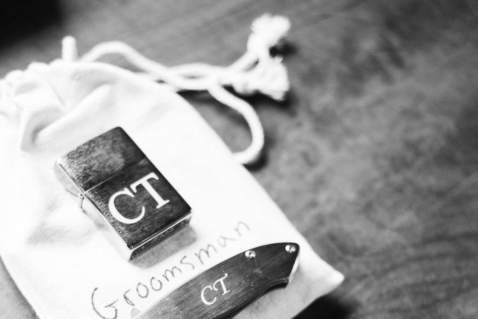 Simple Easy Groomsman Gifts