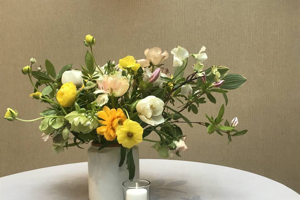 Seasonal Arrangement in Ceramic Vase  Locally Grown Sustainable Flowers –  Molly Oliver Flowers