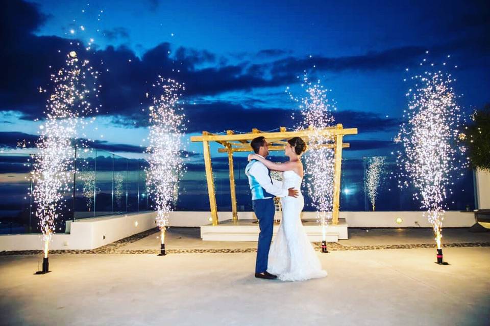 Lighting up the dance