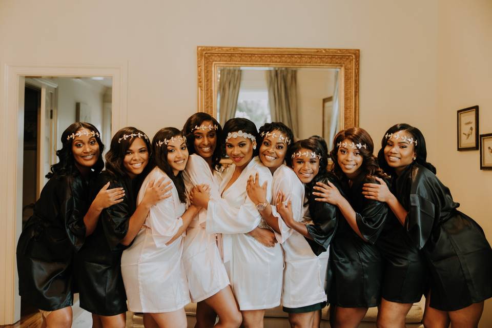 Bridal Party in Bridal Suite