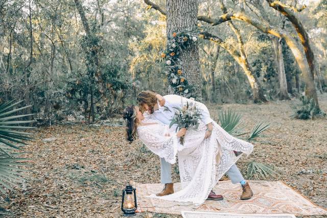 Romantic kiss