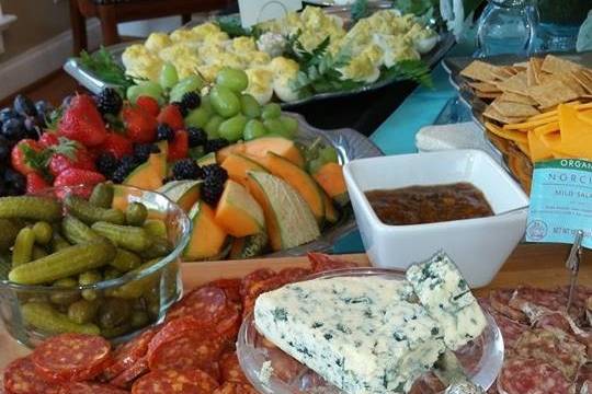 SISTERS AND FRIENDS CATERING