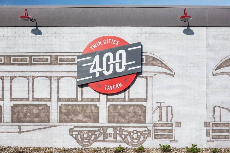 Twin Cities 400 Tavern