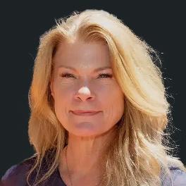 Bobbi Brink