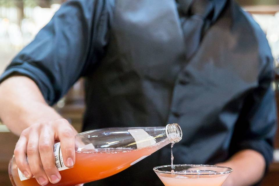 Hitch & Sip