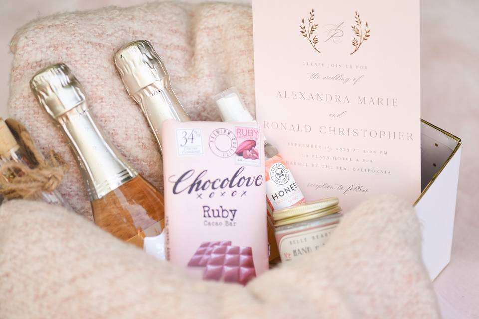 Blush toned guest favors