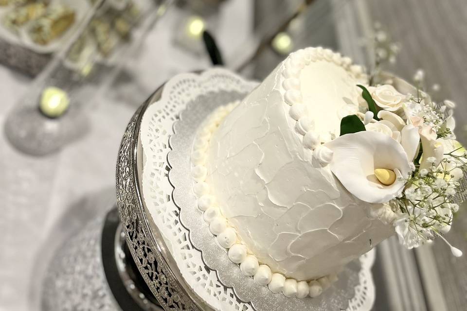 Wedding Cake and Table