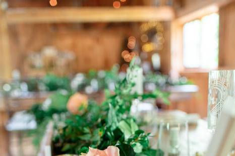 Lush table decor