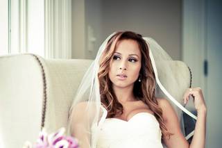 De Barkley Hair and Makeup Artistry