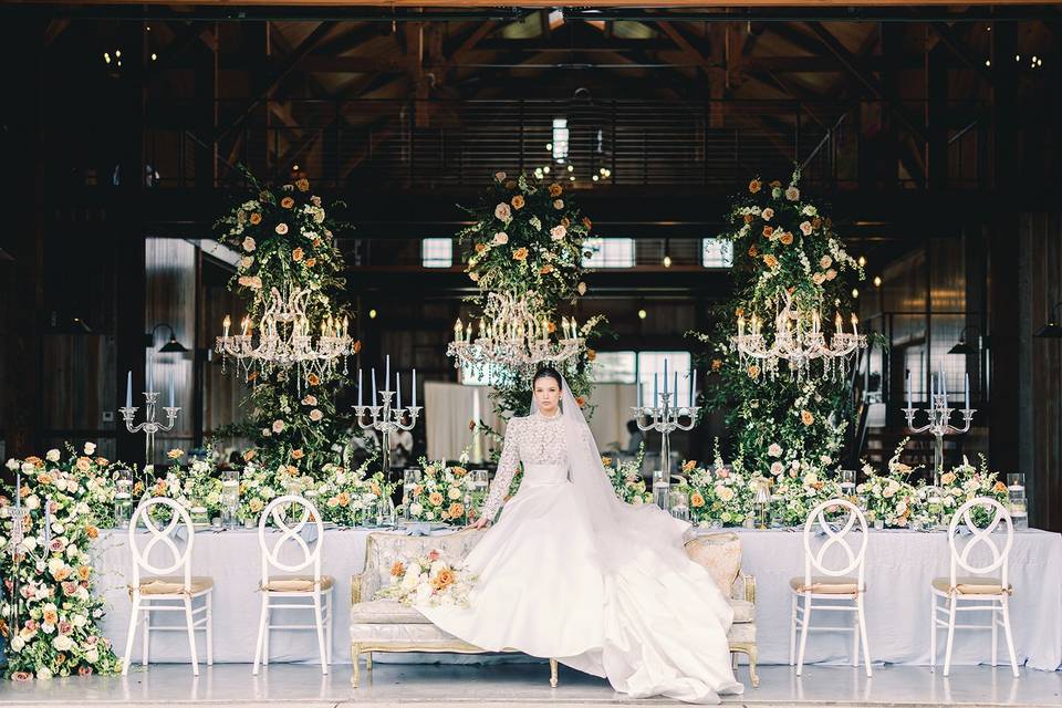 Stunning Table and Bride