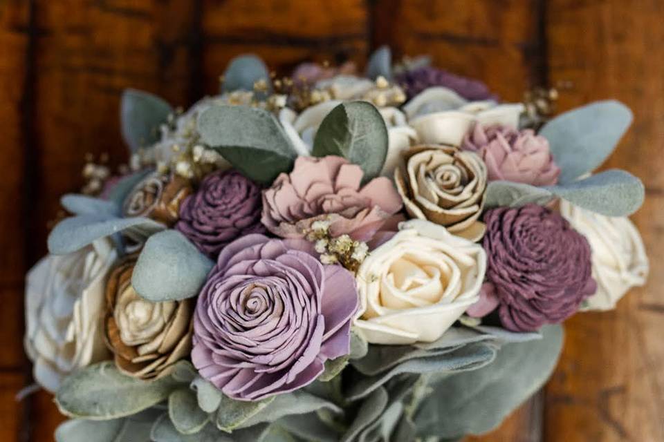 Purple wood flower bouquet