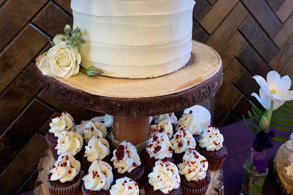 BuzzyBakes Catering