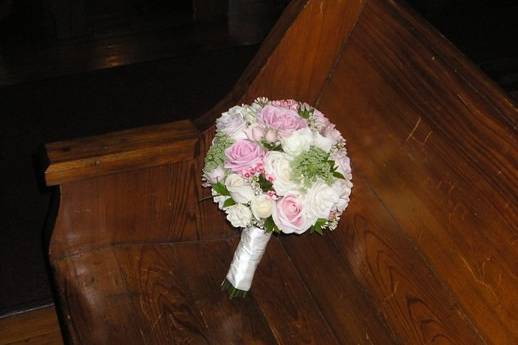 For Better For Less Wedding Flowers