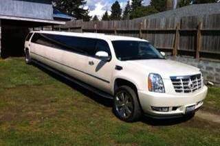 Escalade stretch limo 18 passenger