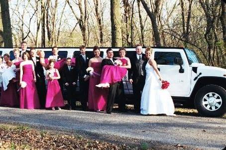 Wedding photo with double excel hummer