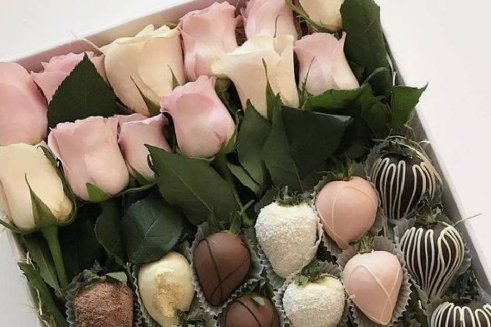 Roses and Chocolate Strawberry