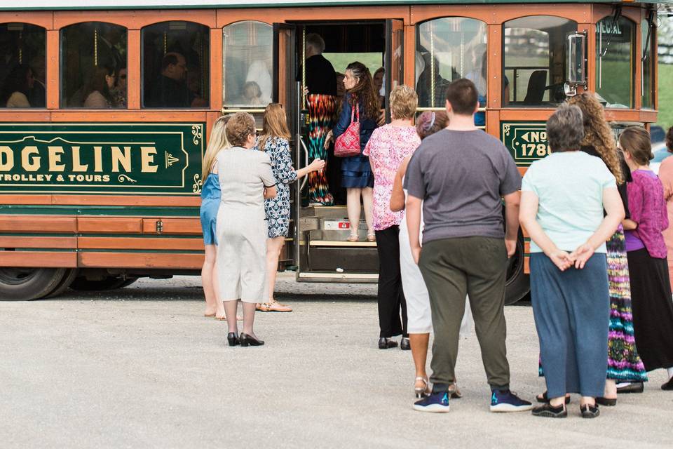 Trolley to transport guests