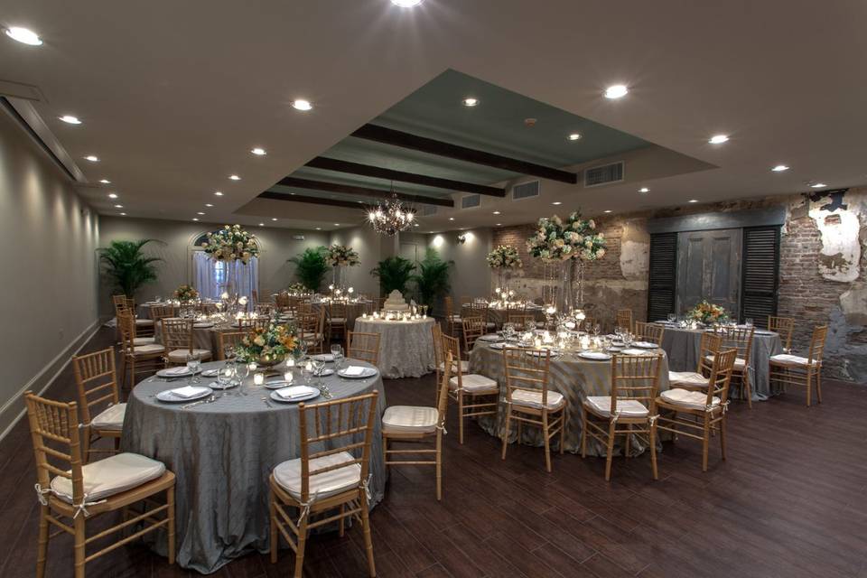 La Louisiane Bar and Catering Venue